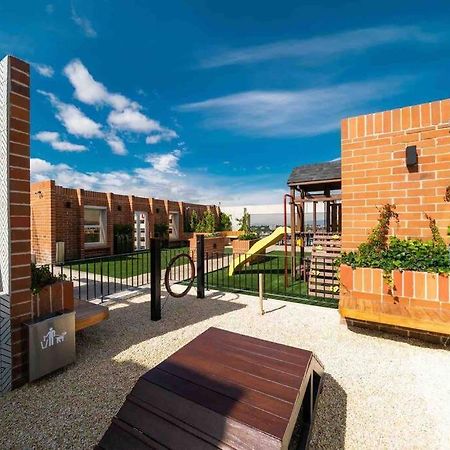 Lovely 1 Bedroom Unit With Free Parking Modra Zone 4 과테말라 외부 사진