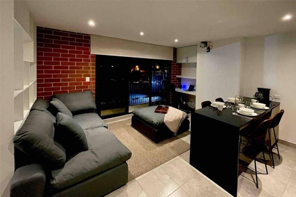 Lovely 1 Bedroom Unit With Free Parking Modra Zone 4 과테말라 외부 사진