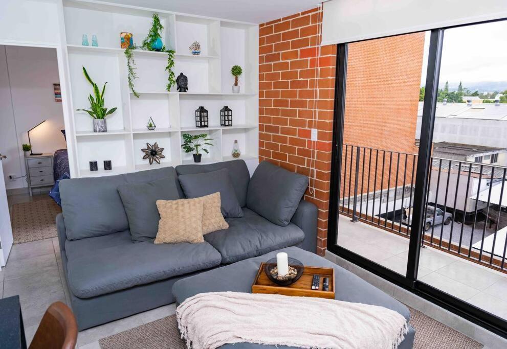 Lovely 1 Bedroom Unit With Free Parking Modra Zone 4 과테말라 외부 사진